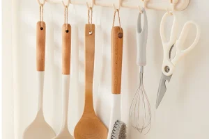 Thanh treo 3 móc 6 móc chịu lực Ecoco không cần khoan tường E23153 E23154